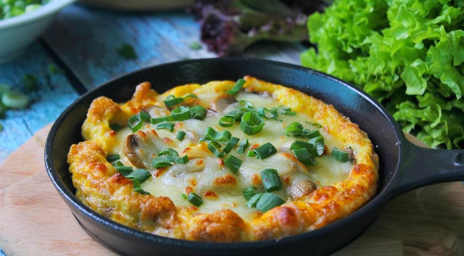 Pratik Tavada Kaşarlı Omlet
