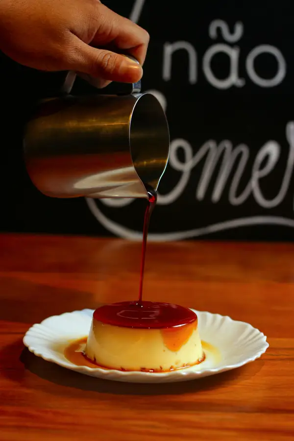 Karamel Soslu Tatlı Tarifi