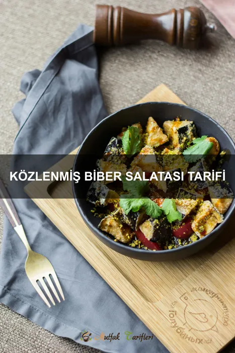 Közlenmiş Biber Salatası Tarifi