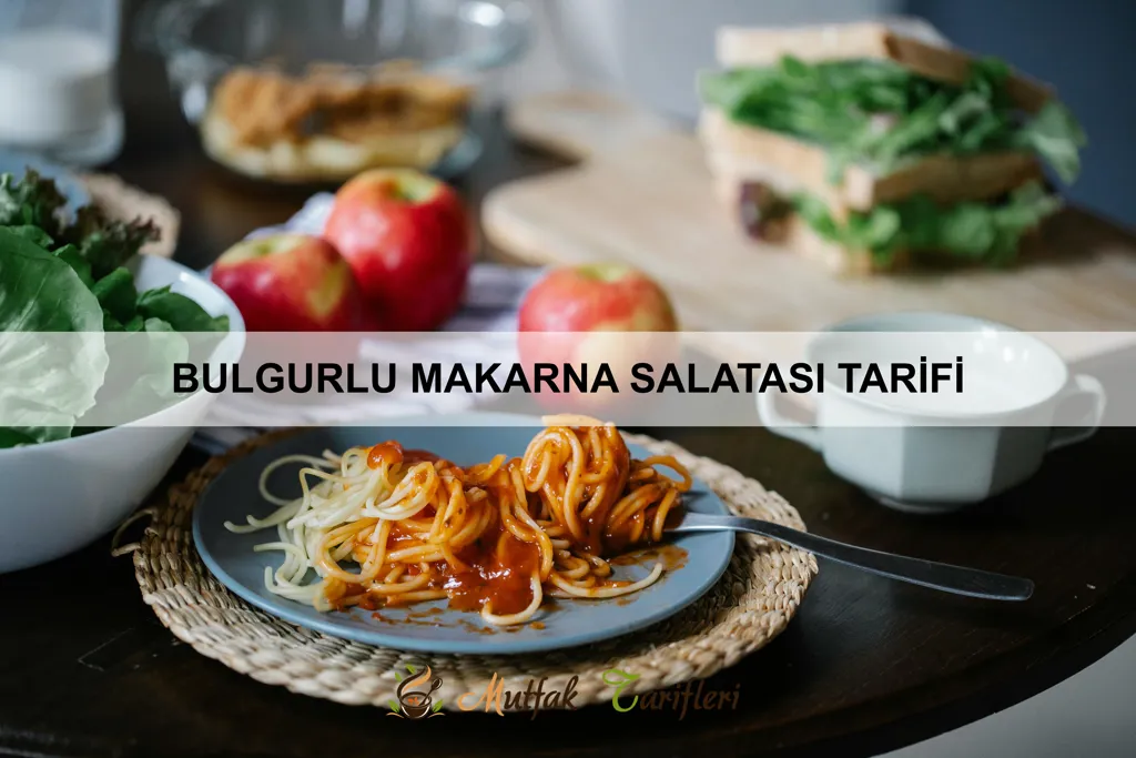 Bulgurlu Makarna Salatası Tarifi